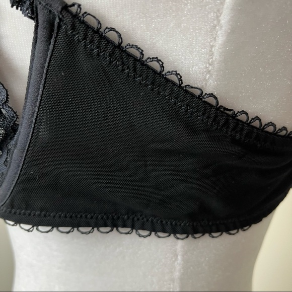 NWOT Adore Me Black Lace Cut Out Underwire Bra Bondage style 36C - Picture 9 of 10